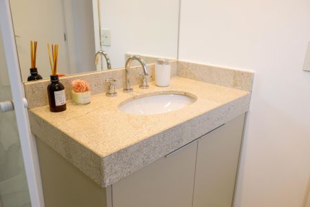 Apartamento à venda com 254m², 4 quartos e 4 vagasBanheiro da Suíte 1