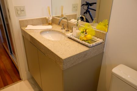 Apartamento à venda com 254m², 4 quartos e 4 vagasBanheiro da Suíte 3