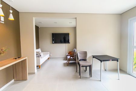 Apartamento para alugar com 33m², 2 quartos e sem vagaÁrea comum - Salão de festas