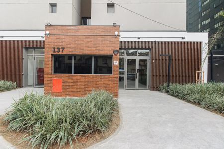 Studio à venda com 27m², 1 quarto e sem vaga Studio à venda com 27m², 1 quarto e sem vagaFachada