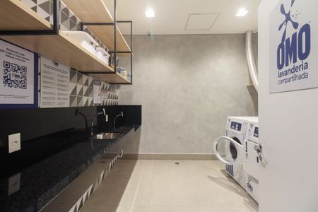 Studio à venda com 27m², 1 quarto e sem vaga Studio à venda com 27m², 1 quarto e sem vagaÁrea Comum - Lavanderia