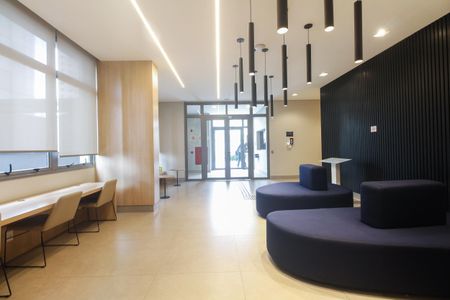 Studio à venda com 27m², 1 quarto e sem vaga Studio à venda com 27m², 1 quarto e sem vagaÁrea Comum - Hall