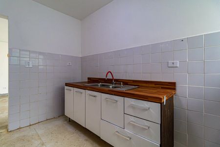 Casa para alugar com 400m², 4 quartos e 5 vagas Casa para alugar com 400m², 4 quartos e 5 vagasCozinha