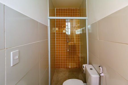 Casa para alugar com 400m², 4 quartos e 5 vagas Casa para alugar com 400m², 4 quartos e 5 vagasSuite - Banheiro