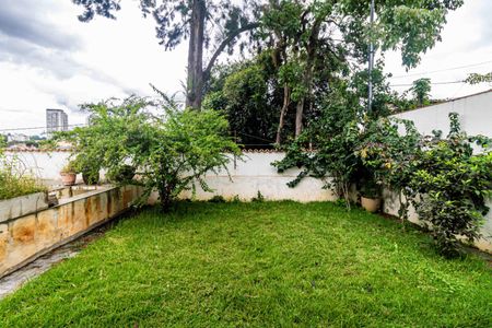 Casa para alugar com 400m², 4 quartos e 5 vagas Casa para alugar com 400m², 4 quartos e 5 vagasJardim