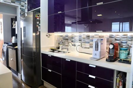 Apartamento à venda com 114m², 2 quartos e 2 vagasFoto 02