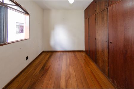 Casa para alugar com 360m², 5 quartos e 2 vagasQuarto 3