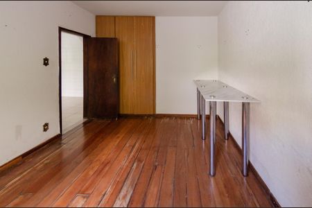 Casa para alugar com 360m², 5 quartos e 2 vagasQuarto 2
