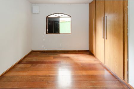 Casa para alugar com 360m², 5 quartos e 2 vagasQuarto 1