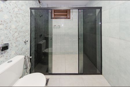 Casa para alugar com 360m², 5 quartos e 2 vagasBanheiro social 1