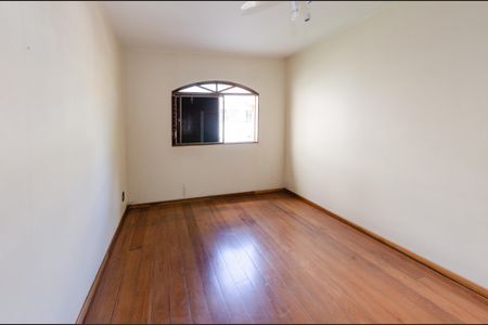Casa para alugar com 360m², 5 quartos e 2 vagasQuarto 4