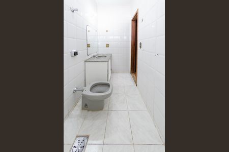 Casa para alugar com 360m², 5 quartos e 2 vagasBanheiro suíte