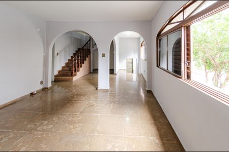 Sala de casa para alugar com 5 quartos, 360m² em Padre Eustáquio, Belo Horizonte