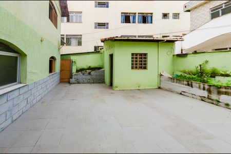 Casa para alugar com 360m², 5 quartos e 2 vagasÁrea externa