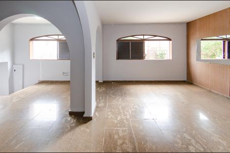 Sala de casa para alugar com 5 quartos, 360m² em Padre Eustáquio, Belo Horizonte
