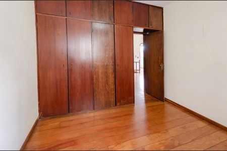 Casa para alugar com 360m², 5 quartos e 2 vagasQuarto 3