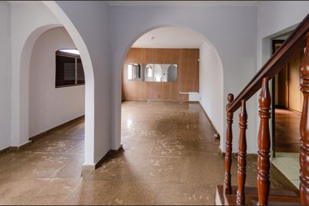 Casa para alugar com 360m², 5 quartos e 2 vagasSala