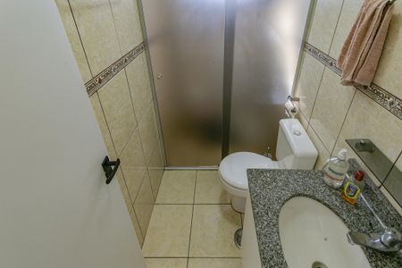 Apartamento para alugar com 65m², 2 quartos e 1 vaga Apartamento para alugar com 65m², 2 quartos e 1 vagaBanheiro da Suíte