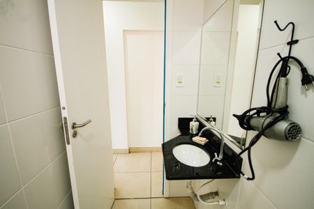 Apartamento para alugar com 65m², 2 quartos e 1 vaga Apartamento para alugar com 65m², 2 quartos e 1 vagaBanheiro
