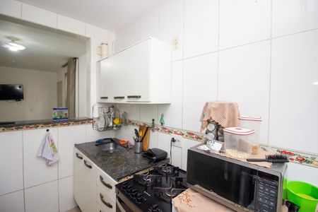 Apartamento à venda com 49m², 2 quartos e 1 vaga Apartamento à venda com 49m², 2 quartos e 1 vagaCozinha e Área de Serviço
