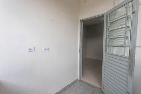 Casa para alugar com 100m², 2 quartos e sem vaga