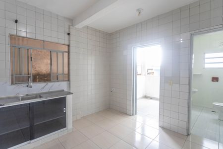 Casa para alugar com 100m², 2 quartos e sem vaga