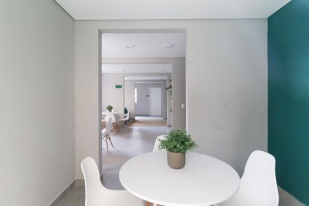 Apartamento para alugar com 32m², 2 quartos e sem vaga Apartamento para alugar com 32m², 2 quartos e sem vagaSalão de festas
