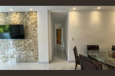 Sala de apartamento para alugar com 3 quartos, 100m² em Recreio dos Bandeirantes, Rio de Janeiro