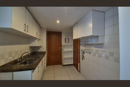 Apartamento à venda com 92m², 3 quartos e 1 vagaCozinha 