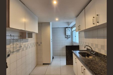 Apartamento à venda com 92m², 3 quartos e 1 vagaCozinha 