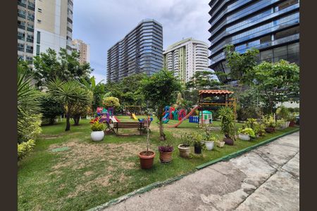 Apartamento à venda com 92m², 3 quartos e 1 vagaÁrea comum 