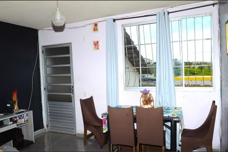 Sala de apartamento para alugar com 2 quartos, 80m² em Nazare, Belo Horizonte