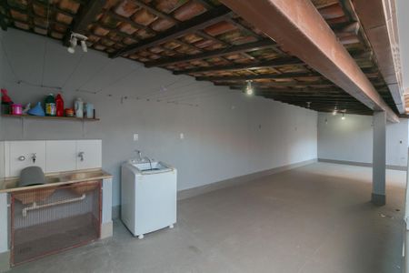 Casa à venda com 360m², 3 quartos e 4 vagasÁrea de Serviço