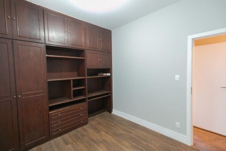 Casa à venda com 360m², 3 quartos e 4 vagasQuarto 2