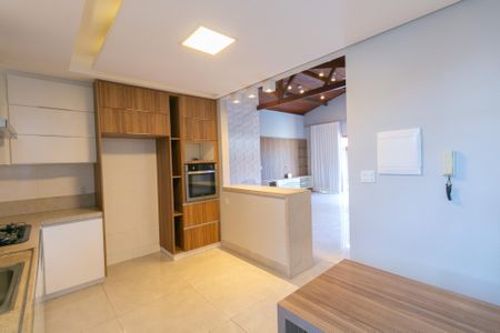 Casa à venda com 360m², 3 quartos e 4 vagasCozinha