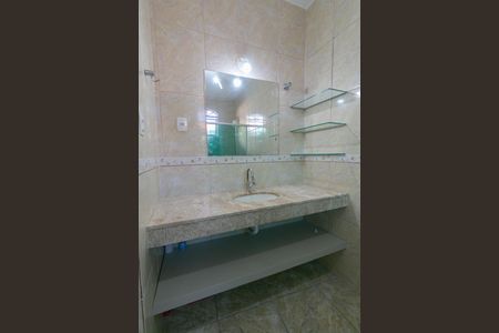 Casa à venda com 360m², 3 quartos e 4 vagasBanheiro da Suíte