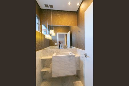 Casa à venda com 360m², 3 quartos e 4 vagasLavabo