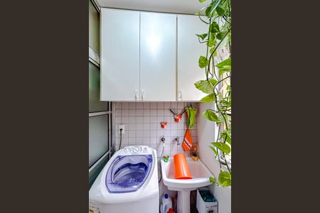 Apartamento para alugar com 72m², 3 quartos e 1 vagaÁrea de Serviço