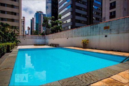 Apartamento para alugar com 88m², 2 quartos e sem vagaÁrea comum - Piscina