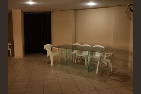 Apartamento para alugar com 60m², 2 quartos e 1 vagaÁrea comum - Salão de festas