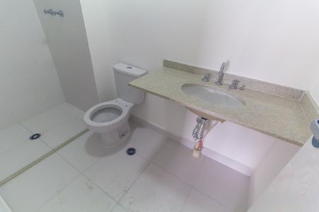 Apartamento para alugar com 77m², 2 quartos e 1 vaga Apartamento para alugar com 77m², 2 quartos e 1 vagaBanheiro da Suíte