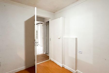 Quarto 1 de casa para alugar com 2 quartos, 45m² em Bairro dos Casa, São Bernardo do Campo