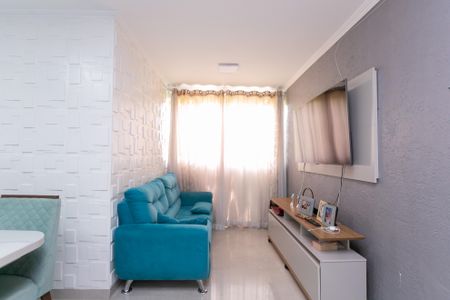 Sala de apartamento à venda com 3 quartos, 59m² em Itaquera, São Paulo