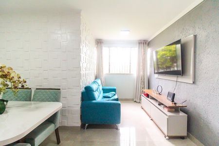 Sala de apartamento à venda com 3 quartos, 59m² em Itaquera, São Paulo