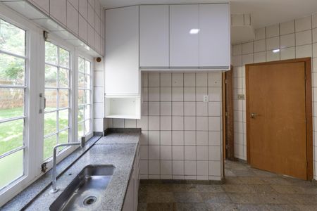 Casa à venda com 200m², 4 quartos e 2 vagasCozinha