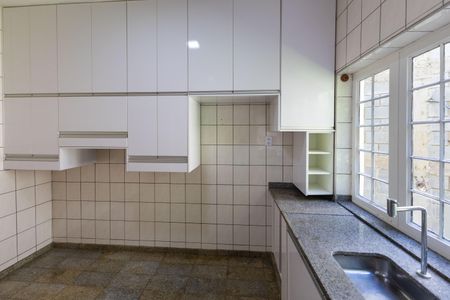 Casa à venda com 200m², 4 quartos e 2 vagasCozinha