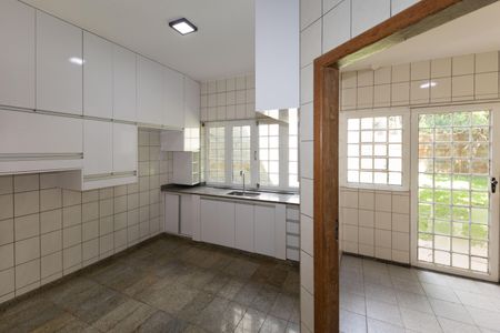 Casa à venda com 200m², 4 quartos e 2 vagasCozinha