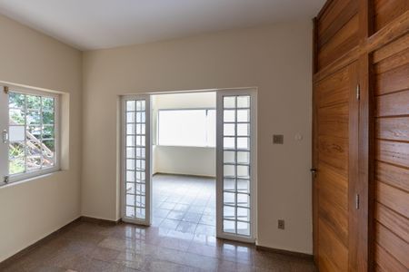 Casa à venda com 200m², 4 quartos e 2 vagasQuarto 3