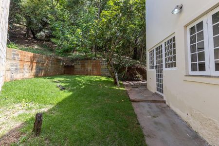 Casa à venda com 200m², 4 quartos e 2 vagasQuintal 1