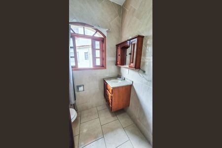 Casa à venda com 150m², 3 quartos e 1 vagaBanheiro - Quarto 3 - 2° andar - suíte 